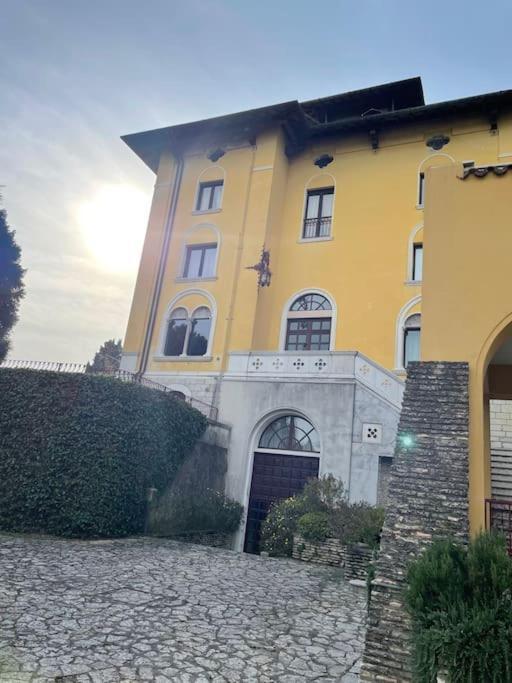 Villa Callas Divina Sirmione Buitenkant foto