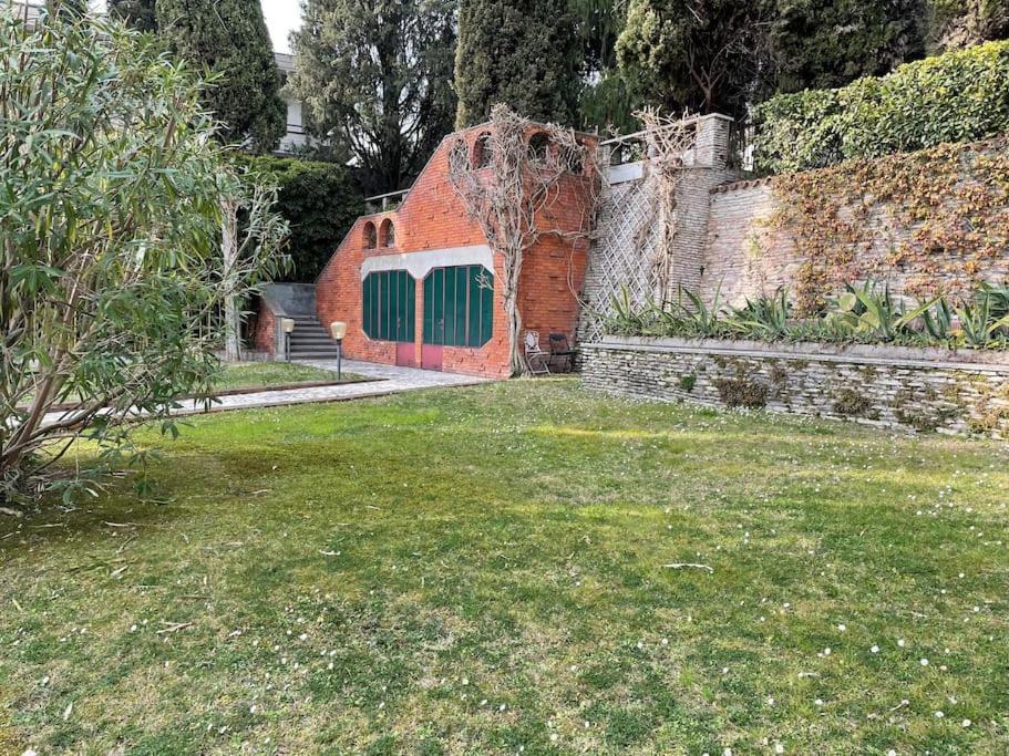 Villa Callas Divina Sirmione Buitenkant foto