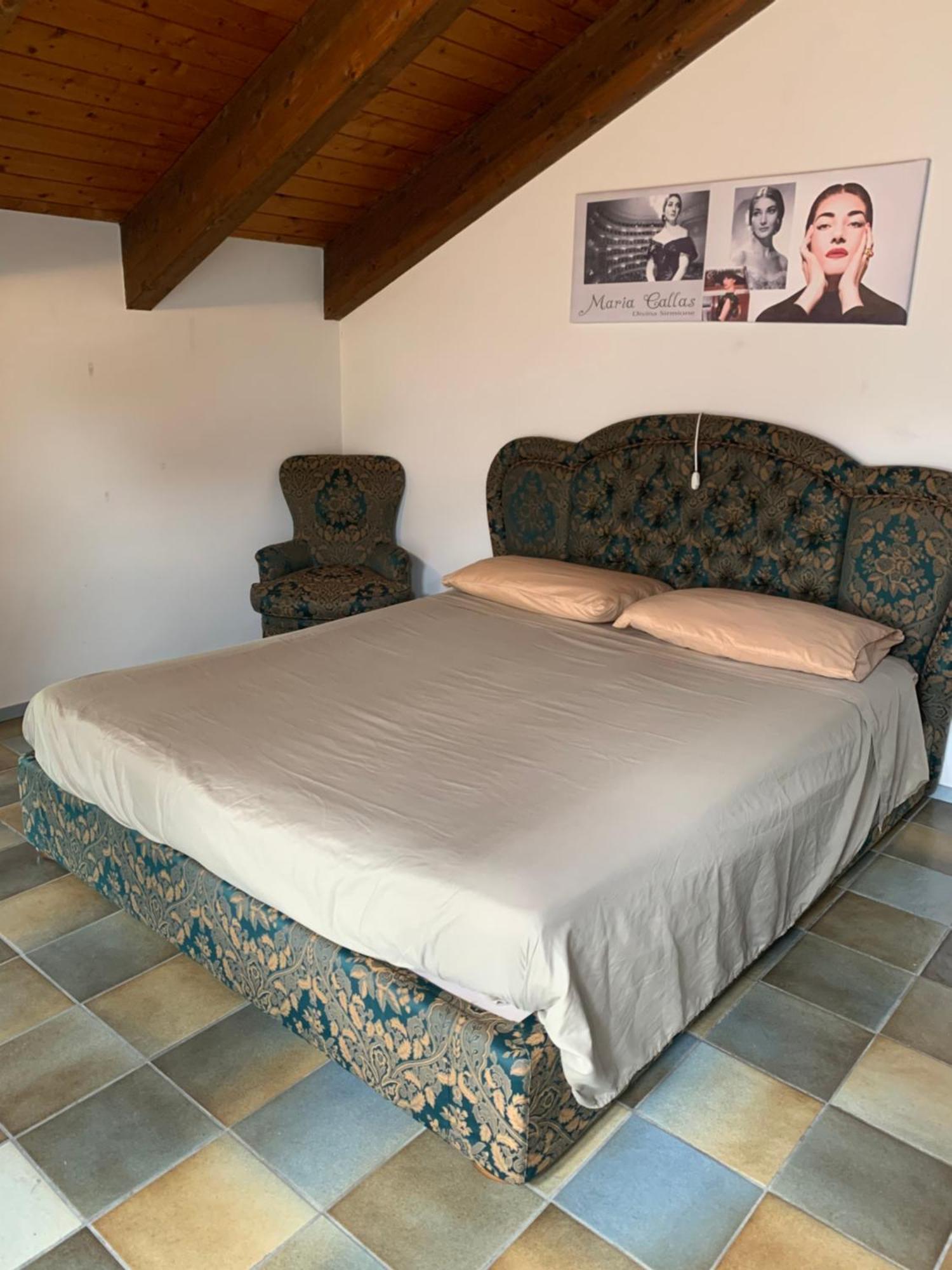Villa Callas Divina Sirmione Buitenkant foto